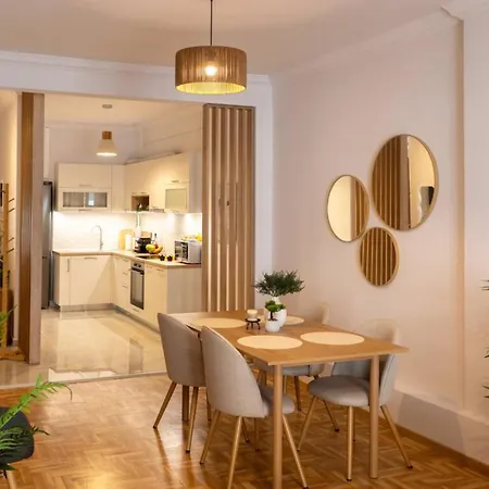 Lejlighed Modern 2br With Balcony - Agia Sofia Thessaloníki