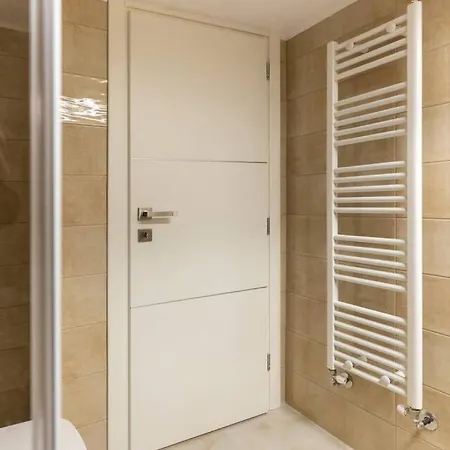 Modern 2br With Balcony - Agia Sofia Thessaloníki